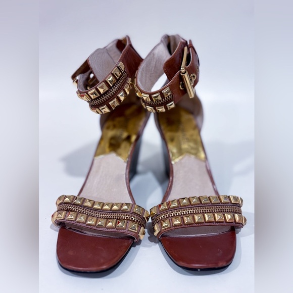 MICHAEL KORS Brown leather sandals with gold studs - Picture 2 of 9